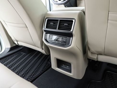 New 2026 Volkswagen Atlas SE FWD image 75