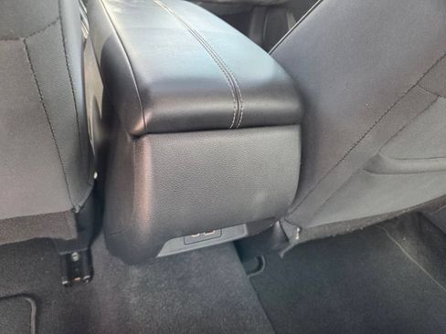 Used 2024 Nissan Altima 2.5 SV w/ SV Premium Package FWD image 8