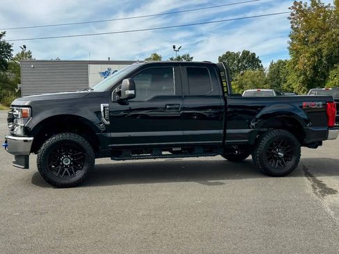 Used 2022 Ford F250 XL w/ STX Appearance Package AWD/4WD image 6