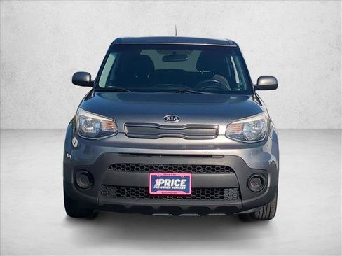 Used 2018 Kia Soul FWD image 2