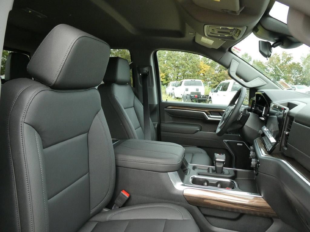 New 2026 Chevrolet Silverado 1500 RST w/ Convenience Package II AWD/4WD image 9