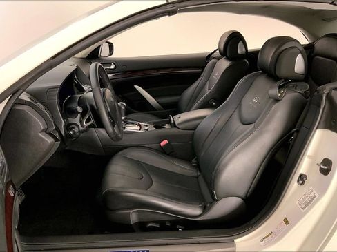 Used 2012 INFINITI G37 Convertible w/ Premium Pkg RWD image 12