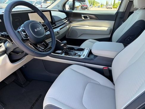 New 2026 Kia Carnival SX Prestige FWD image 17