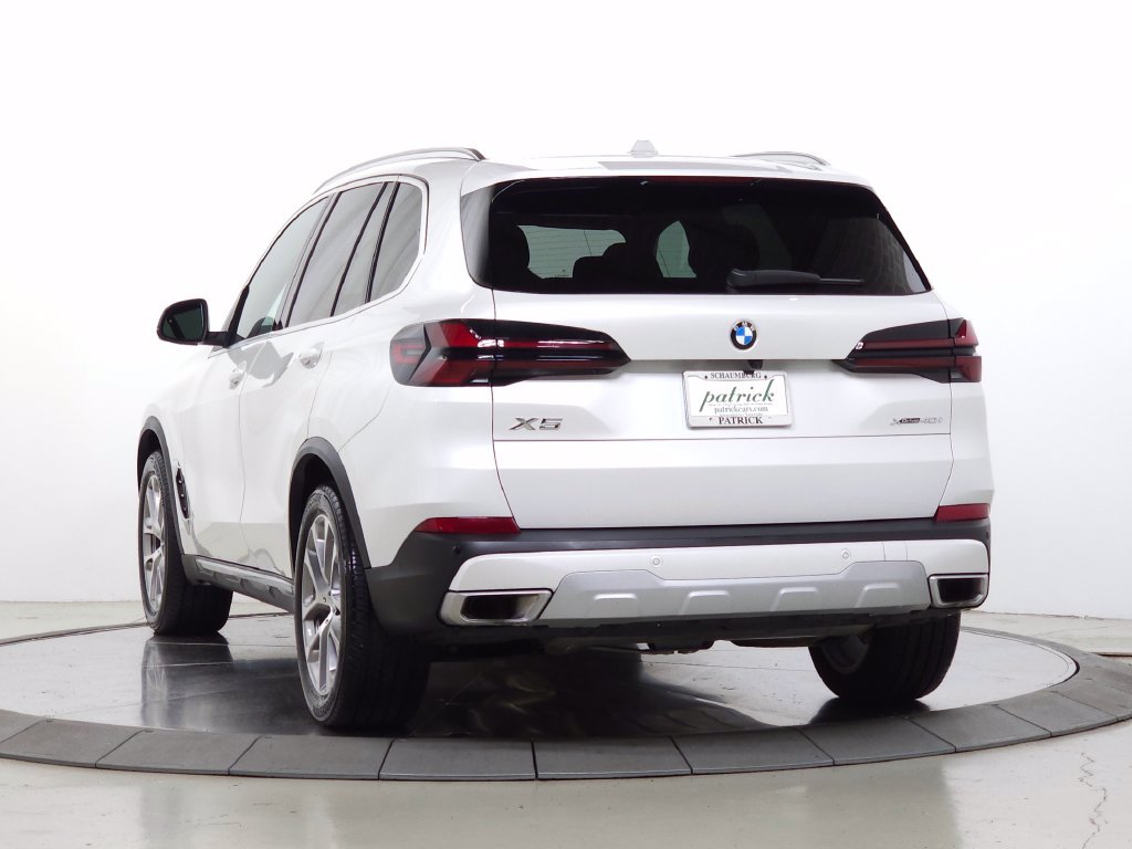 Used 2026 BMW X5 xDrive40i w/ Parking Assistance Package AWD/4WD image 6