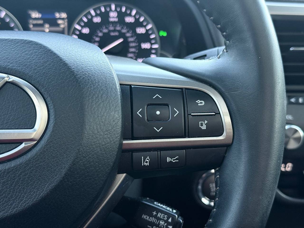 Used 2016 Lexus RX 350 AWD w/ Luxury Package image 29