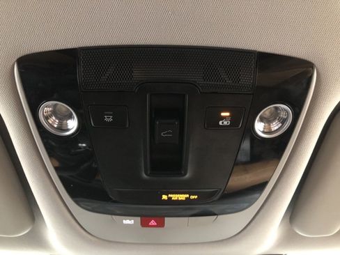 Used 2024 Kia Seltos EX image 30