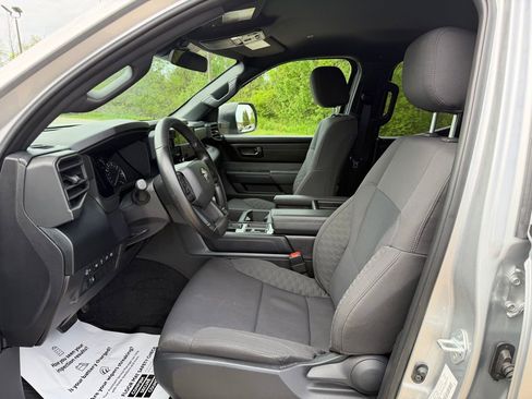 Certified 2025 Toyota Tundra SR AWD/4WD image 12