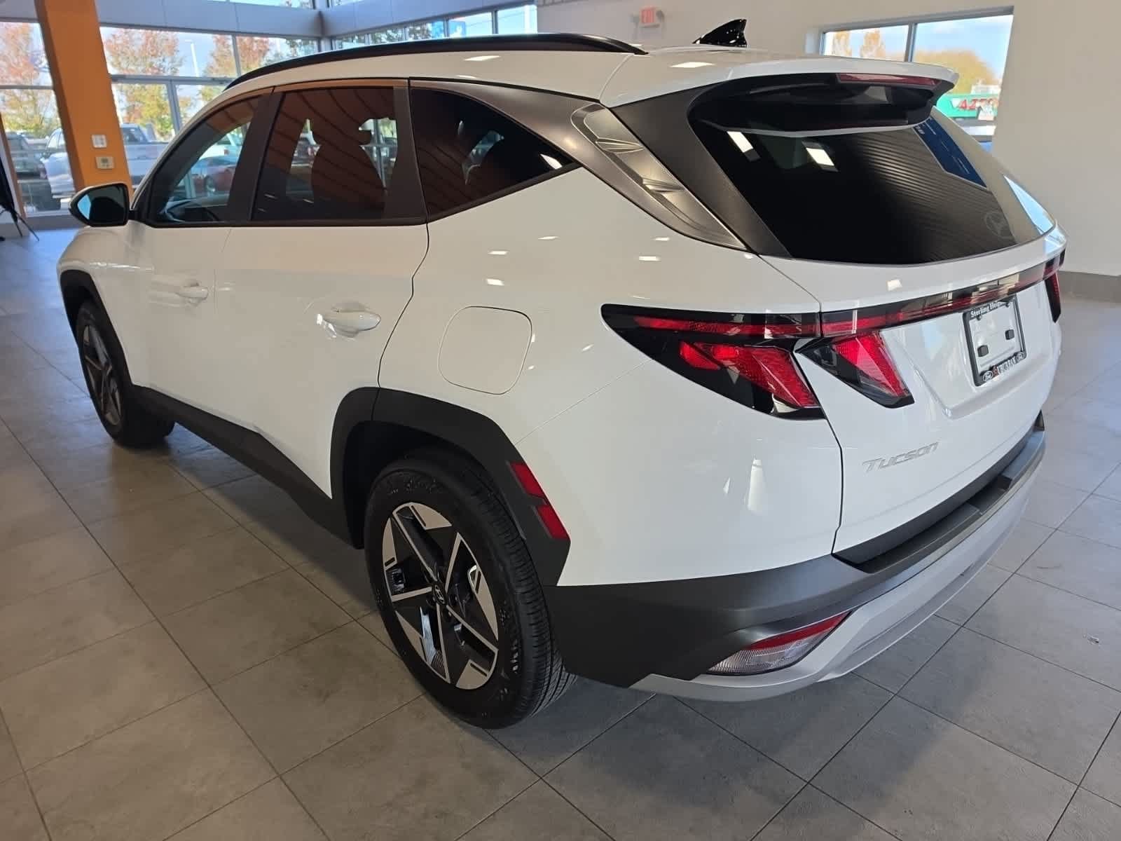 Used 2025 Hyundai Tucson SEL AWD/4WD image 11