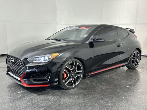 Used 2020 Hyundai Veloster N w/ Performance Package image 6