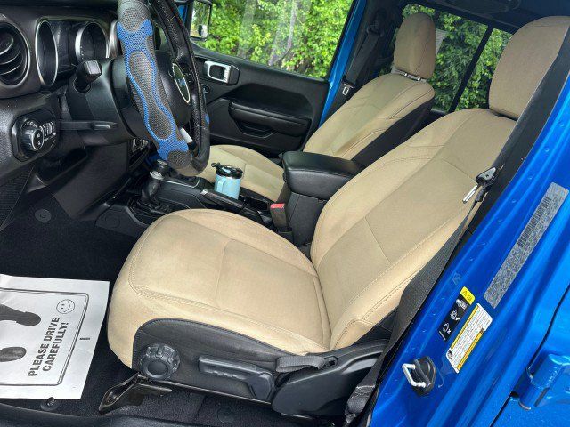 Used 2020 Jeep Gladiator Sport w/ Quick Order Package 23S AWD/4WD image 13