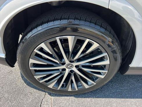 Certified 2025 Lexus RX 350 Premium Plus w/ Accessory Package (Z1) FWD image 17