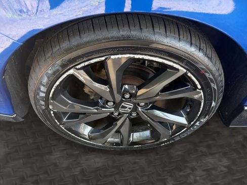 Used 2017 Honda Civic Sport Touring image 41