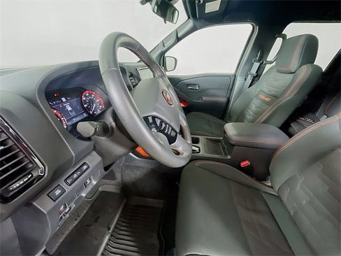 Used 2023 Nissan Frontier PRO-4X w/ Pro Convenience Package image 22