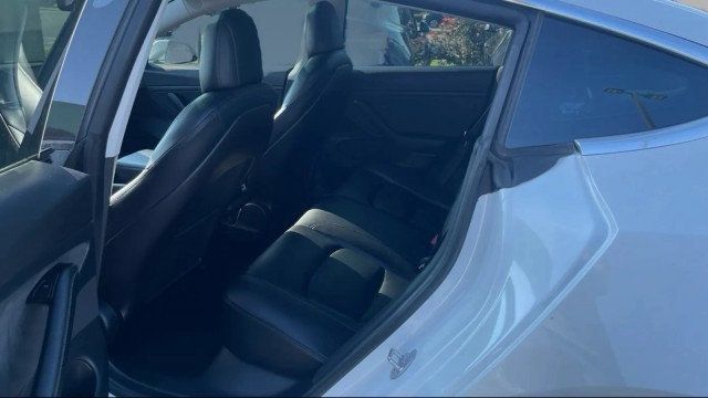 Used 2020 Tesla Model 3 Long Range AWD/4WD image 7
