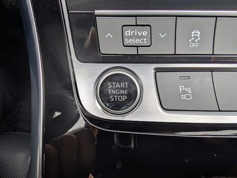 Used 2023 Audi Q7 3.0T Premium Plus w/ Premium Plus Package image 34