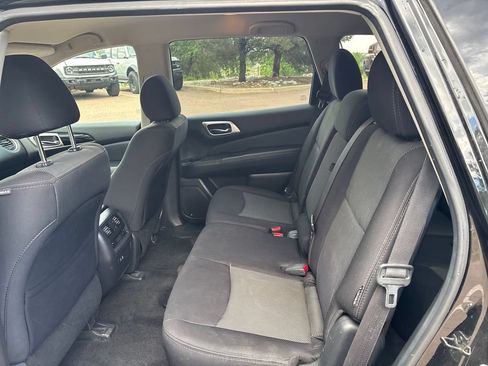 Used 2020 Nissan Pathfinder SV AWD/4WD image 22