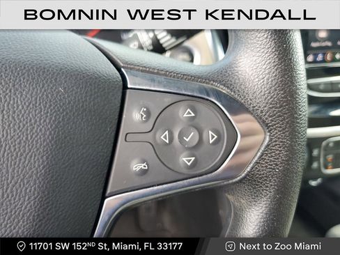 Used 2023 Chevrolet Traverse LS image 30