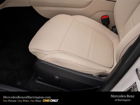 New 2026 Mercedes-Benz GLC 300 4MATIC image 19