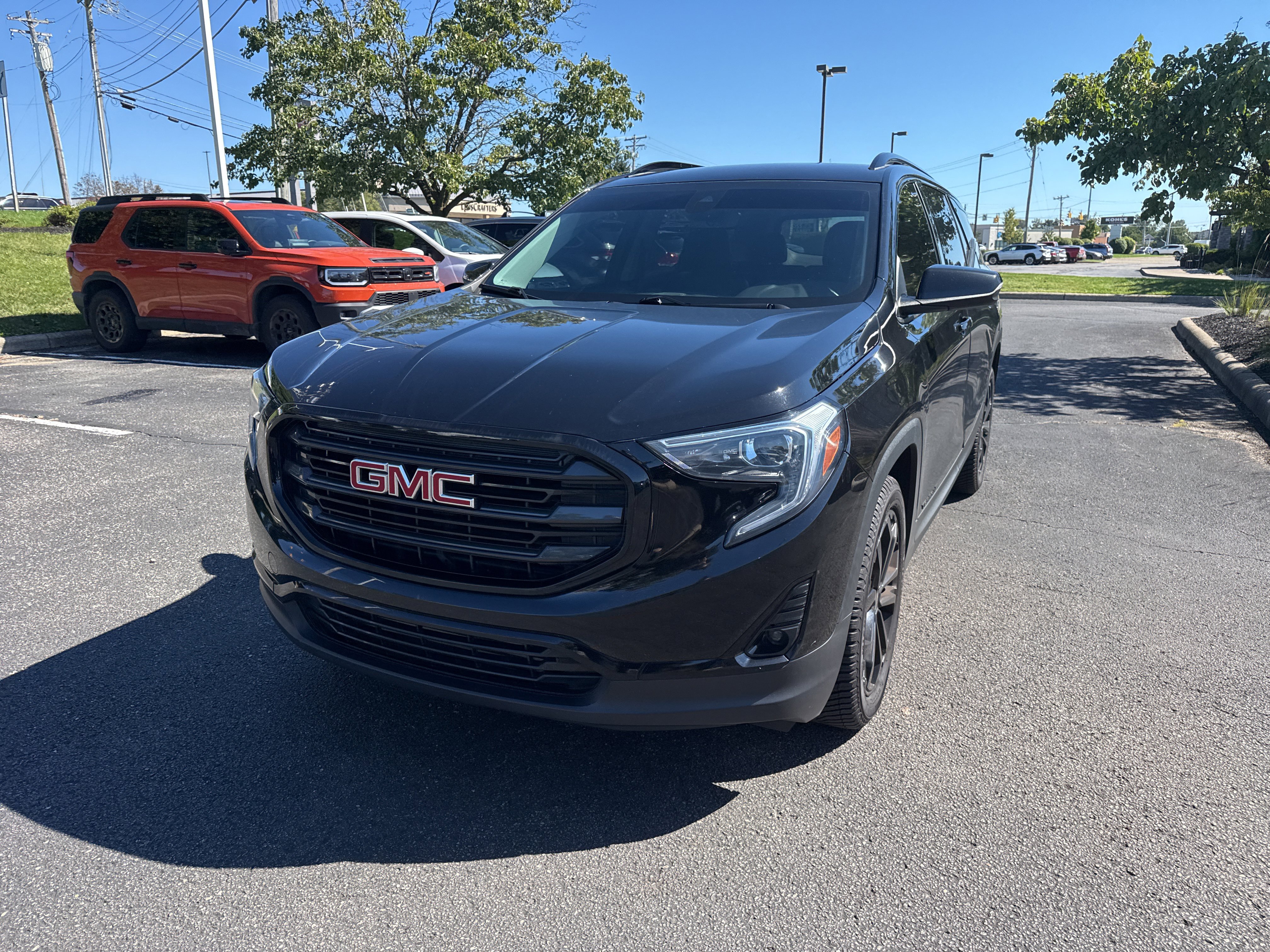 Used 2021 GMC Terrain SLT w/ Infotainment Package II AWD/4WD image 16