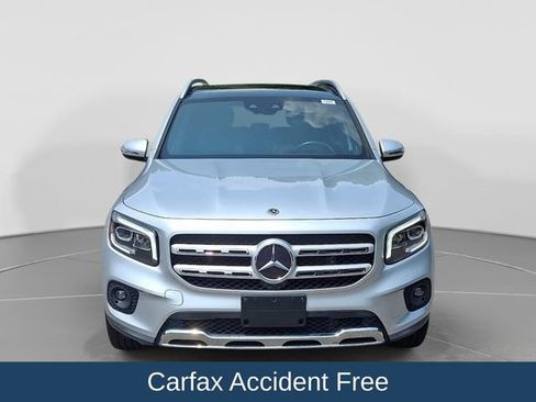 Used 2021 Mercedes-Benz GLB 250 4MATIC image 3