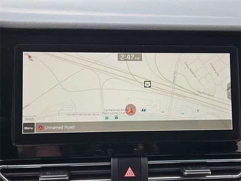 Used 2022 Kia Niro EX image 29