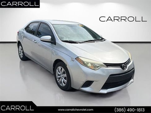 Used 2014 Toyota Corolla LE FWD image 1