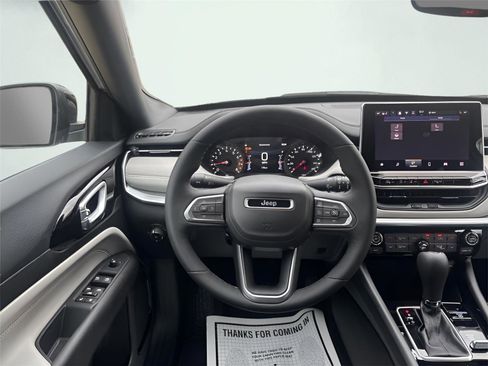 New 2026 Jeep Compass Limited AWD/4WD image 12