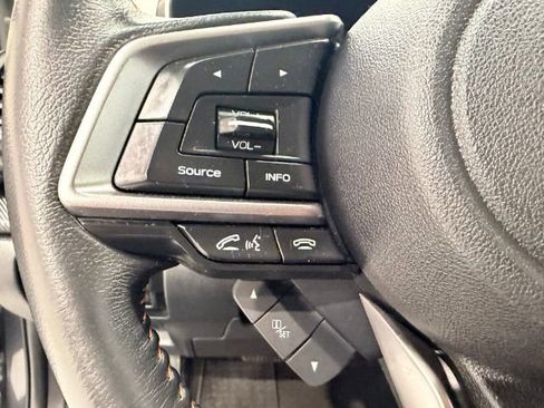 Used 2019 Subaru Crosstrek 2.0i Premium w/ Eyesight System image 36