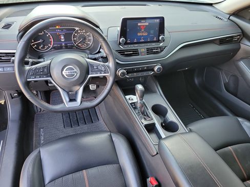 Used 2022 Nissan Altima 2.5 SR image 14