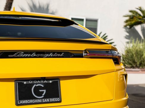 Used 2019 Lamborghini Urus image 44