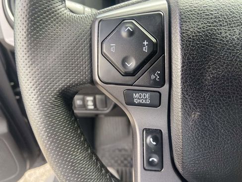 Used 2022 Toyota Tacoma TRD Sport w/ Technology Package image 29