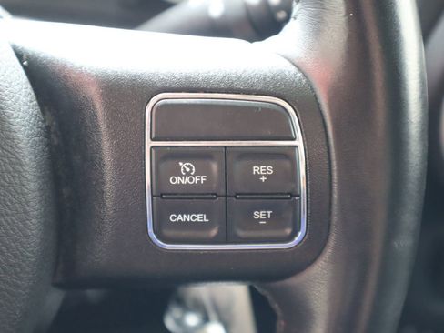 Used 2018 Jeep Wrangler Rubicon w/ Power Convenience Group image 48