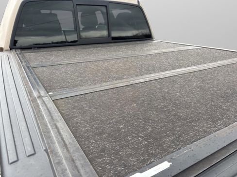 Used 2013 Ford F150 Lariat w/ Luxury Equipment Group image 6