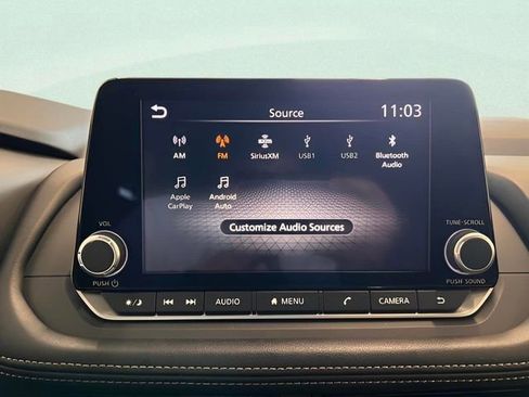 Used 2025 Nissan Rogue SV image 23