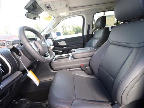 New 2025 Ford Expedition Active image 2