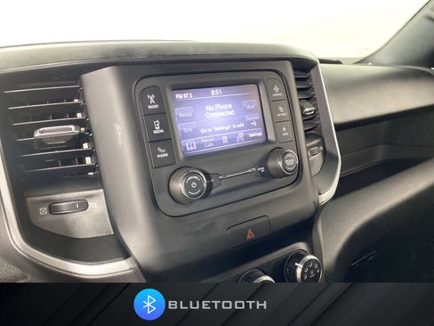 Used 2022 RAM 1500 Big Horn AWD/4WD image 4