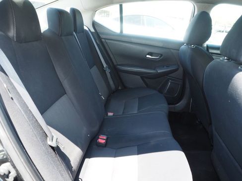 Used 2023 Nissan Sentra SV FWD image 19