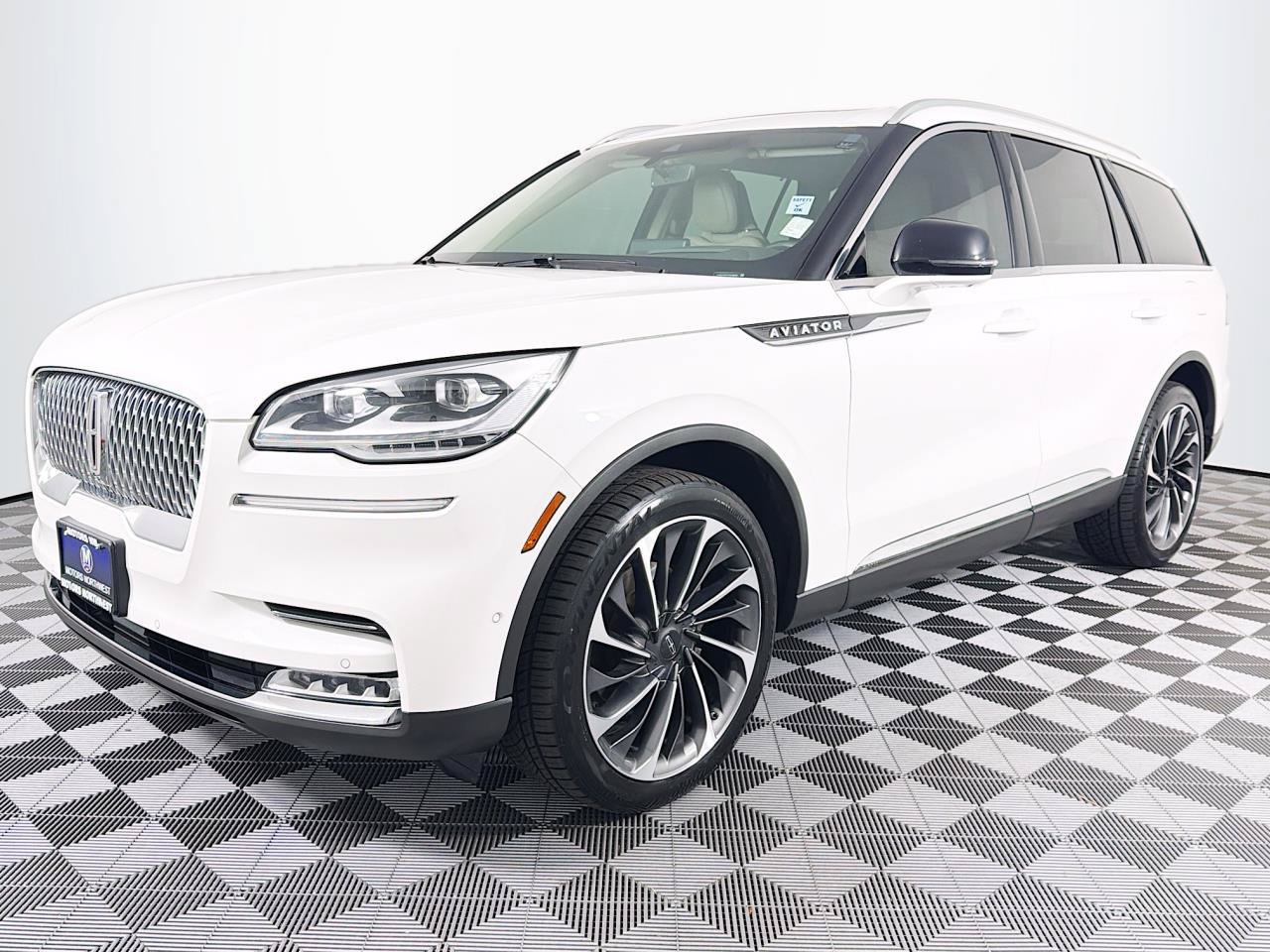Used 2020 Lincoln Aviator Reserve w/ Equipment Group 202A AWD/4WD image 6