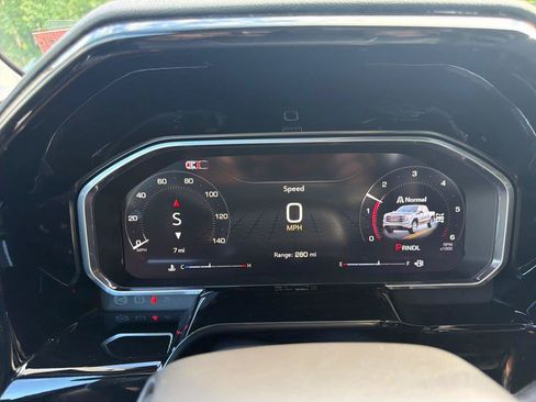 New 2026 GMC Sierra 1500 Elevation AWD/4WD image 17