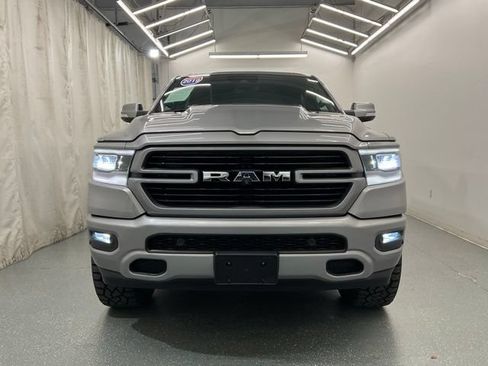 Used 2019 RAM 1500 Laramie AWD/4WD image 3