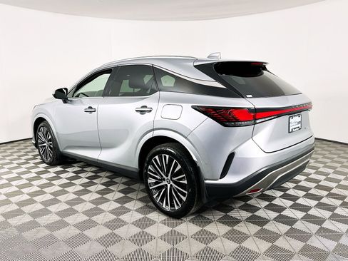 Used 2025 Lexus RX 350 w/ Convenience Package AWD/4WD image 5