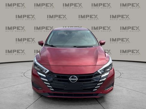 Used 2025 Nissan Versa SV image 8