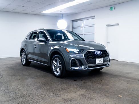 Used 2025 Audi Q5 e Premium Plus image 27