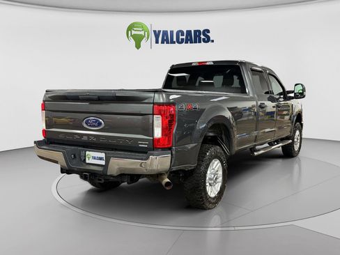 Used 2018 Ford F250 XLT AWD/4WD image 5