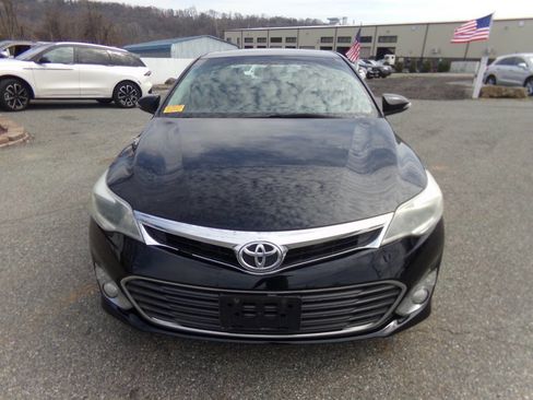 Used 2014 Toyota Avalon XLE Touring image 2