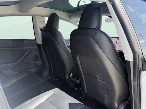 Used 2023 Tesla Model 3 Standard Range RWD image 36