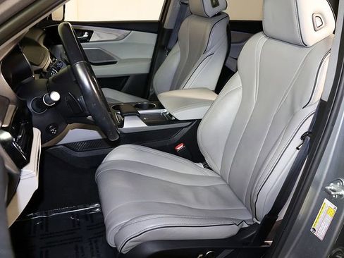Used 2023 Acura MDX SH-AWD w/ Advance Package image 4