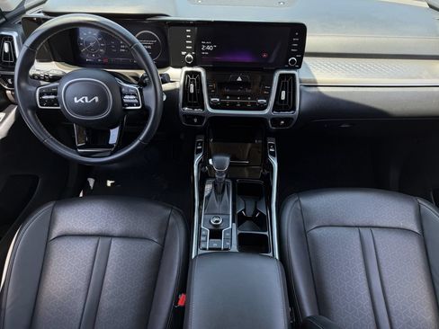 Used 2023 Kia Sorento SX FWD image 14