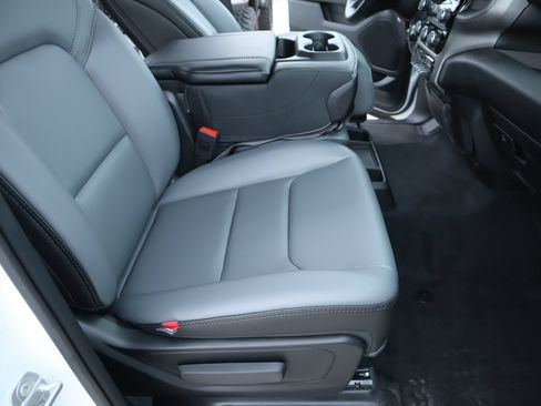 New 2026 RAM 1500 Tradesman AWD/4WD image 12