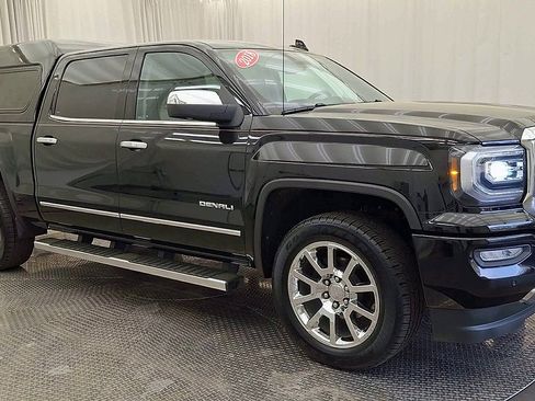 Used 2018 GMC Sierra 1500 Denali AWD/4WD image 5